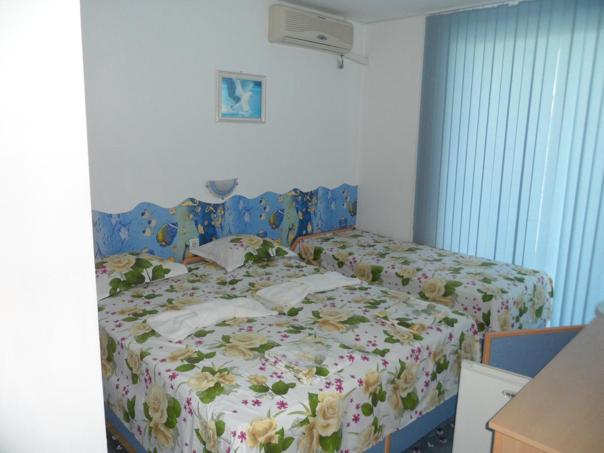 Sianie Guest House Равда Екстер'єр фото